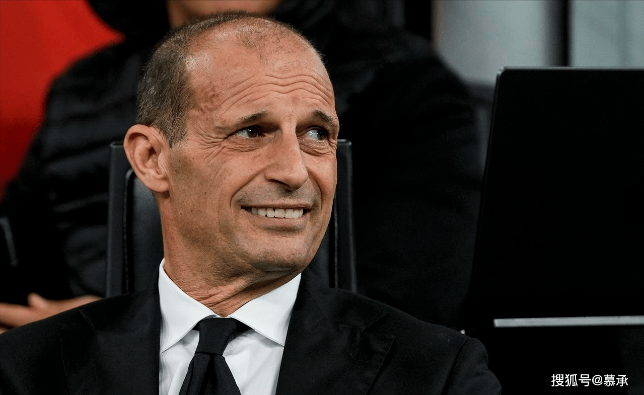 AC 米兰启动 “王牌计划”：锁定曼城现役球星，低价交易成关键